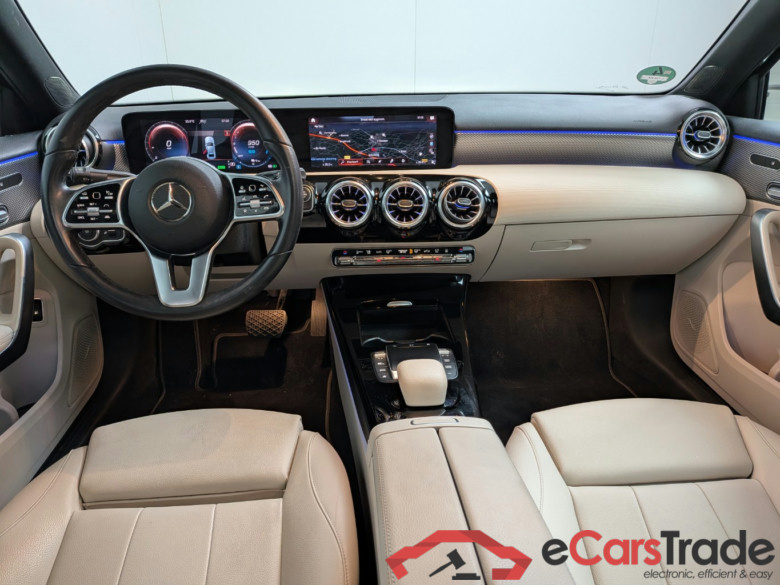 MERCEDES-BENZ A-KLASSE 250 e Bns Sol Luxury #5