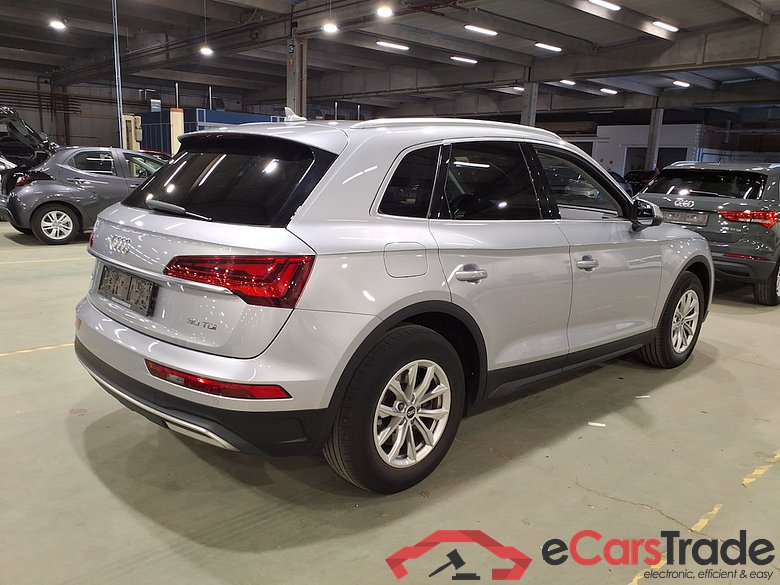 AUDI Q5 2.0 30 TDI S TRONIC BUSINESS EDITION #4