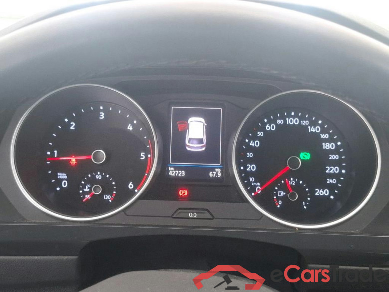 VOLKSWAGEN Tiguan / 2020 / 5P / SUV 2.0 TDI 150 DSG7 Life Business #6