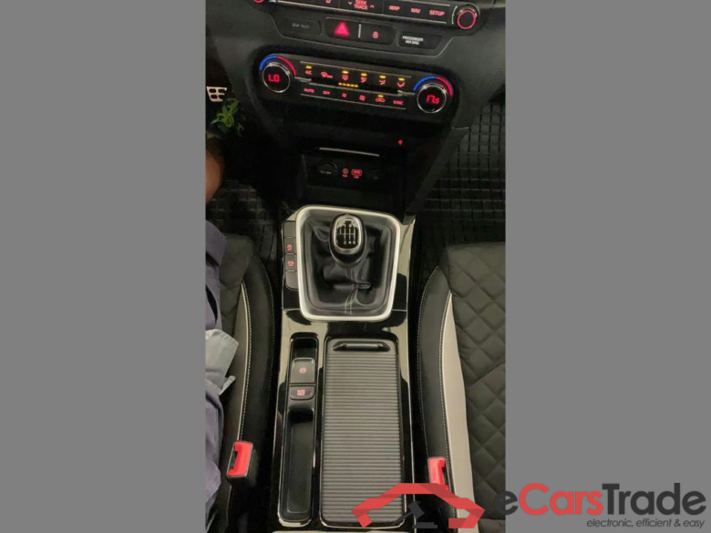 KIA Proceed - 2019 1.4 T-GDi GT-Line ISG #5