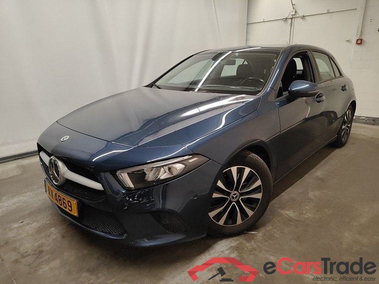 MERCEDES CLASSE A DIESEL (W177) A 180 d 116 Business Solution Essential 5d