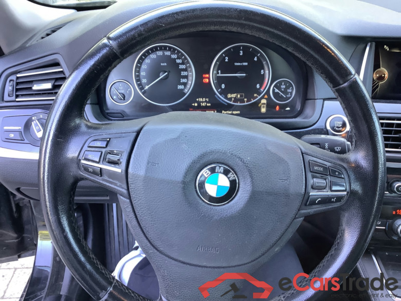 BMW 520d Eur6 Xenon Leather Navi-Pro KeylessGo Klima PDC ... #6