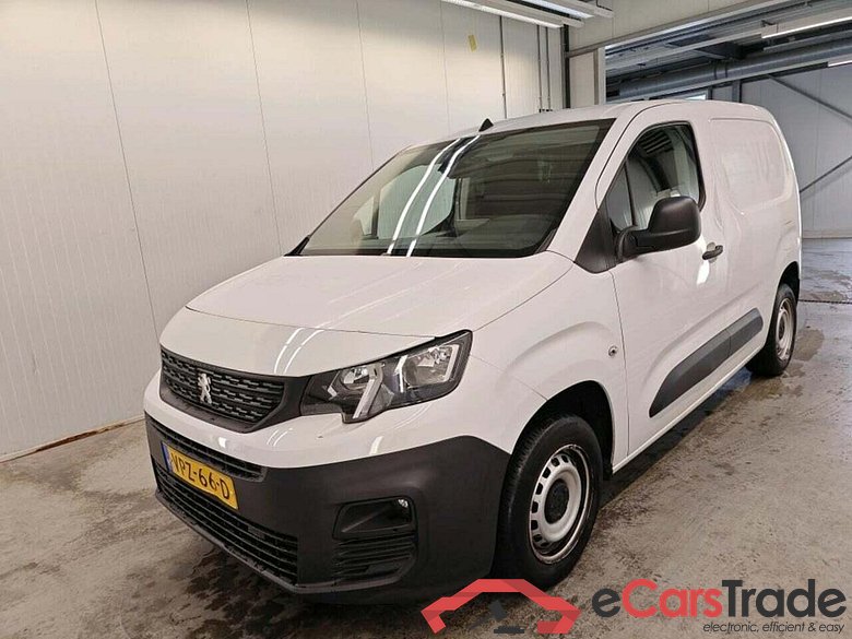 PEUGEOT Partner 1.2 PT. Premium #1