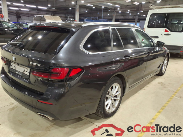 BMW 5 SERIES TOURING 2.0 520D 120KW TOURING AUTO #4