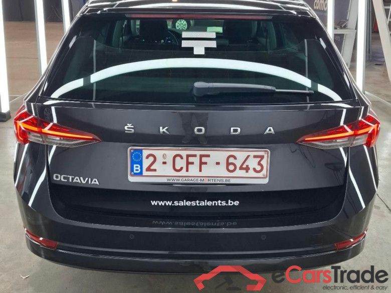 Skoda Octavia 2.0 CRTDI Ambition LED Virtual Navi KeylessGo Klima PDC ... #6