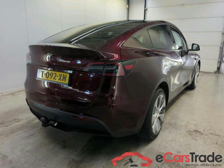 Tesla Model Y Long Range AWD 75kWh #2