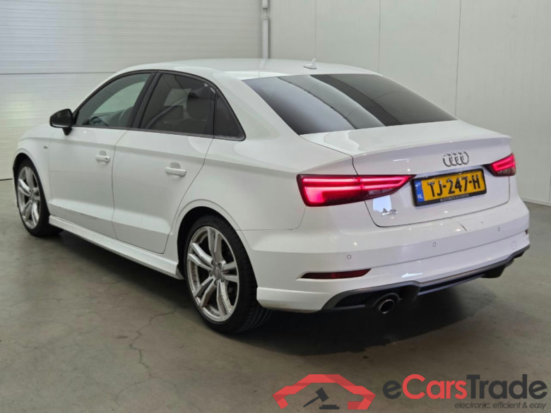 AUDI A3 Limousine 1.0 TFSI Sport S Line Edition #3