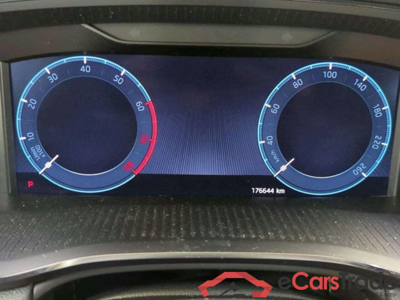 SKODA Octavia Combi 1.5 e-TSI Sport Bns #6