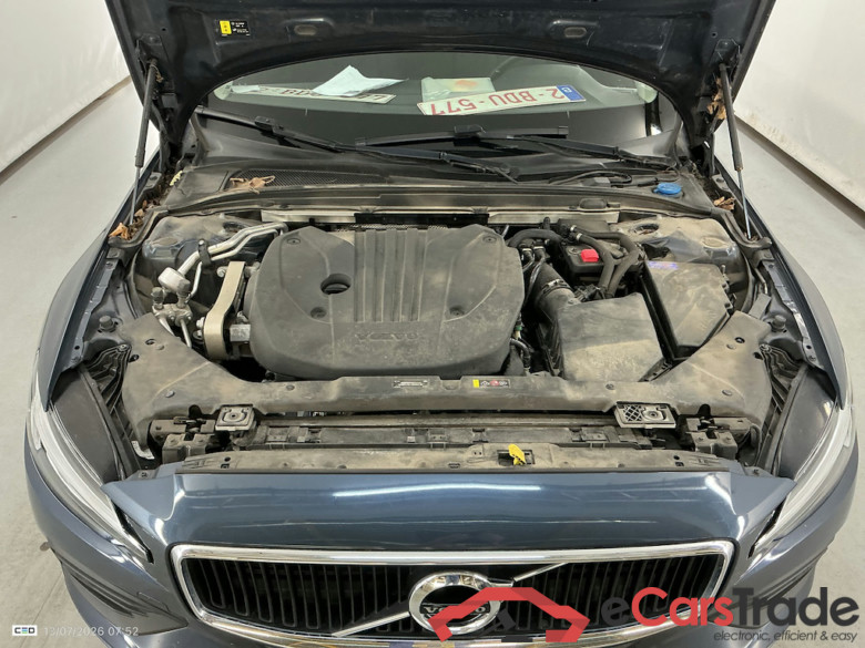 VOLVO V60 - 2018 2.0 B3 MHE Momentum Pro Geartronic #6