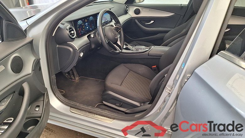 E -Klasse T-Modell E 300 de 4Matic (213.211)Avantgarde 2.0 225KW AT9 E6d #5