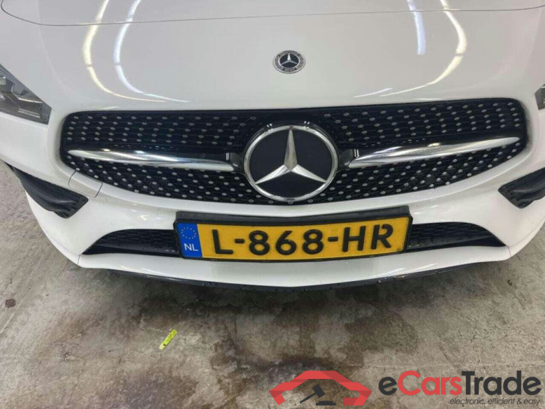 MERCEDES-BENZ CLA-klasse Shooting Brake 200 Bns Sol. AMG #4