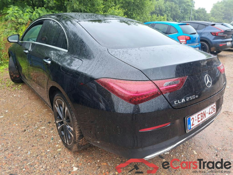 MERCEDES-BENZ CLA 1.3 CLA 250 E LUXURY LINE DCT #3