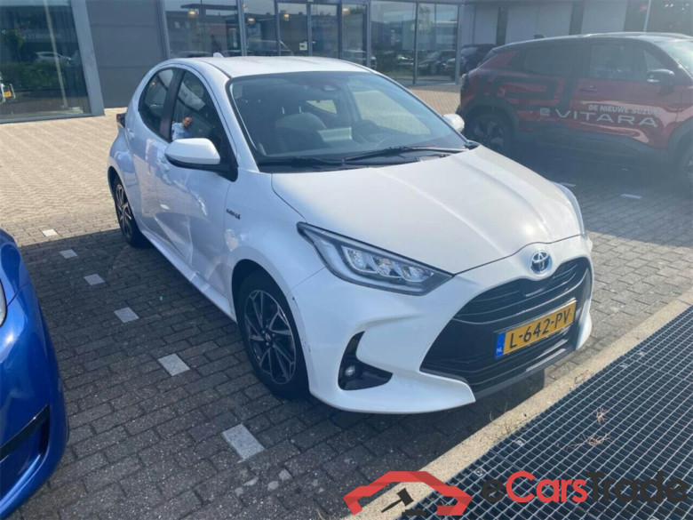 TOYOTA YARIS 1.5 Hybrid Dynamic #2