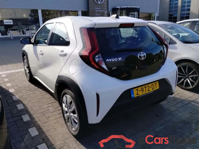 TOYOTA Aygo X 1.0 VVT-i MT Play #3