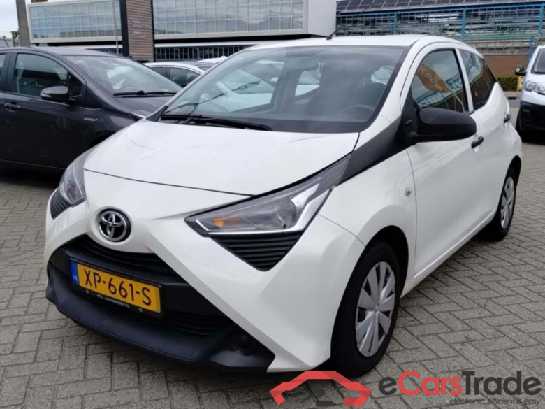 TOYOTA Aygo 1.0 VVT-i x-fun