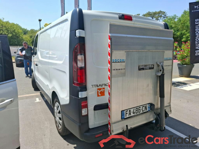 RENAULT Trafic / 2014 / 4P / Fourgon tôlé &FG GCF L1H1 1200 dCi 95 E6 #2