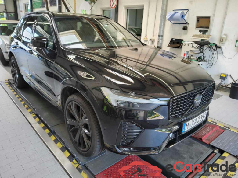 Volvo XC60 (03.2017->) DE - SUV5 B5 (Benzin) AWD EU6d, Plus Black Edition Mild-Hybrid, (Facelift) 2023 #2