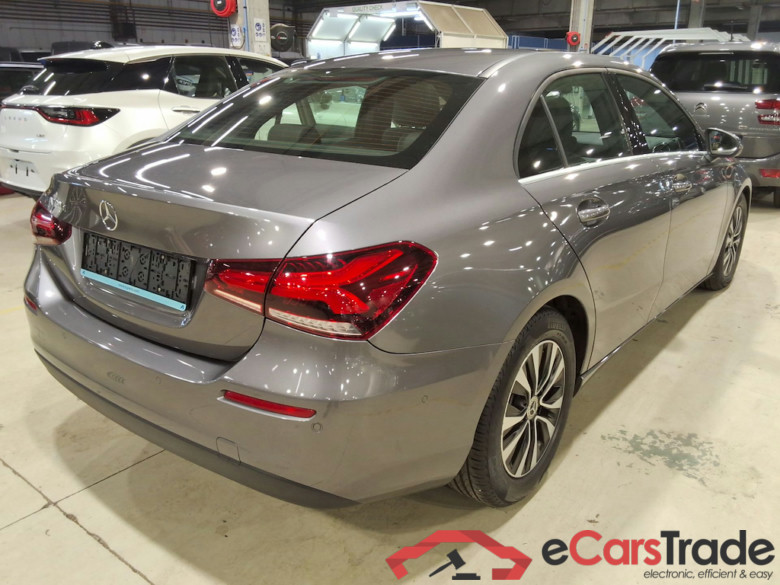MERCEDES-BENZ CLASSE A SEDAN DIESEL (V177) A 180 d Business Solution #4