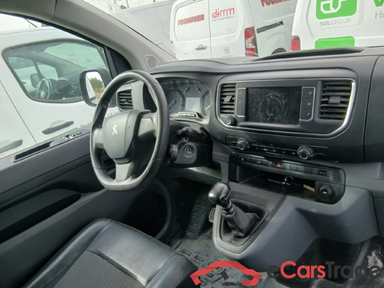 PEUGEOT Expert / 2016 / 4P / furgón Furgón Premium 2.0 BlueHDi 120 Standard #3