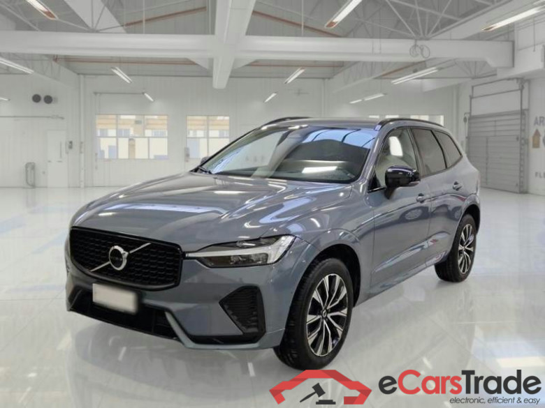 VOLVO XC60 / 2021 / 5P / SUV B4 D AUTOMATICO PLUS DARK #1