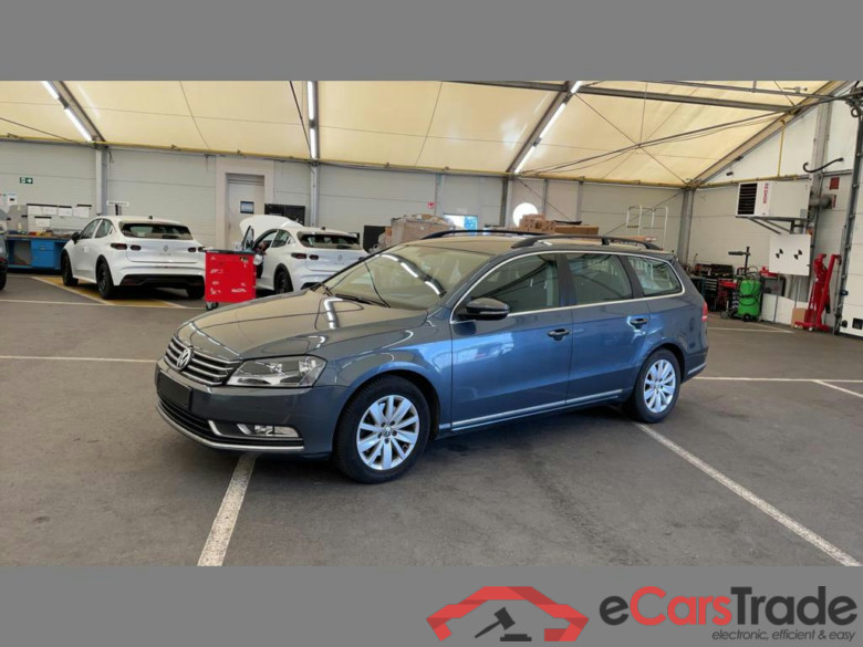 VOLKSWAGEN Passat SW Dsl Passat SW 1.6 CR TDi Comfortline BMT #1