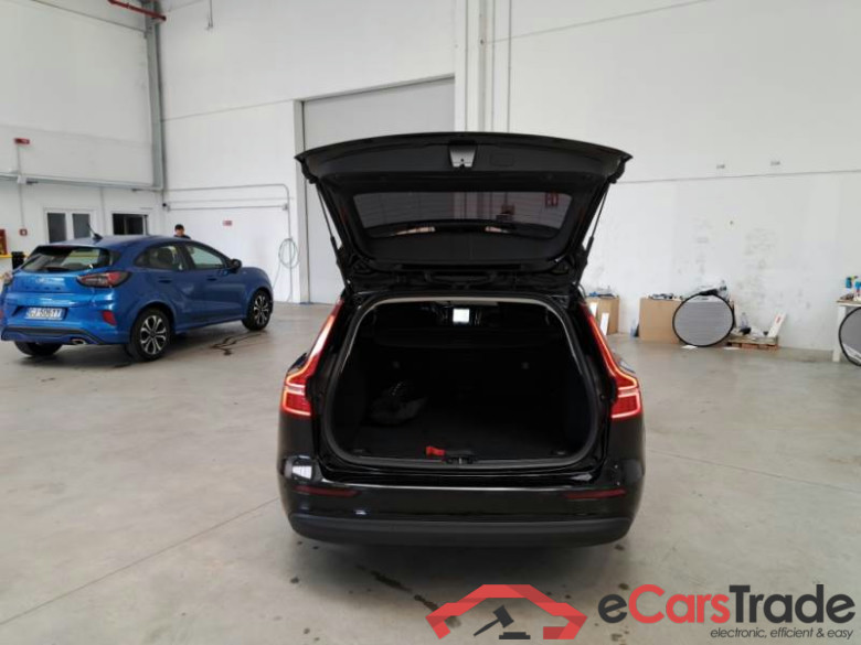 VOLVO V60 / 2019 / 5P / STATION WAGON B3 AUTOM. ESSENTIAL #6