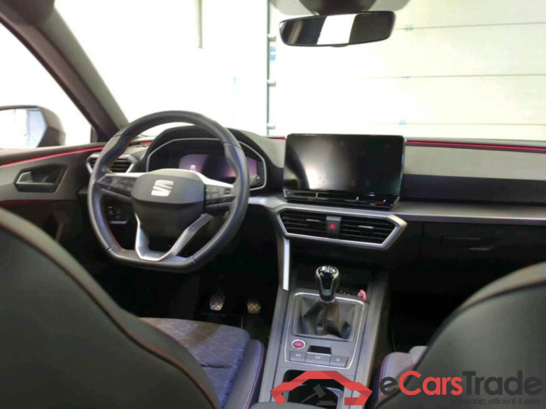 SEAT Leon Sportstourer 1.5 TSI FR Bns Int #3