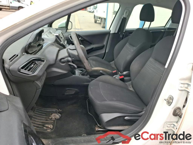 208 Affaire Premium 1.5 HDi 100CV BVM5 E6dT #6
