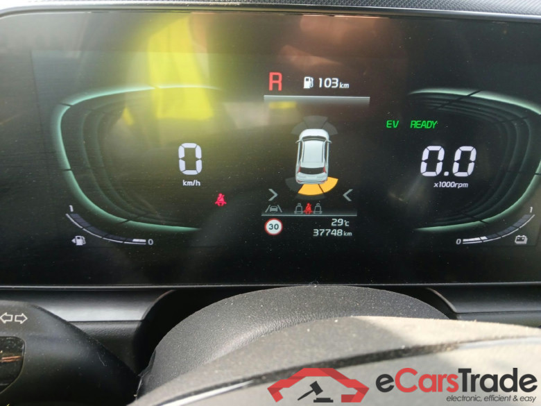 KIA Niro / 2022 / 5P / crossover 1.6 GDi HEV 104kW (141CV) Drive #4