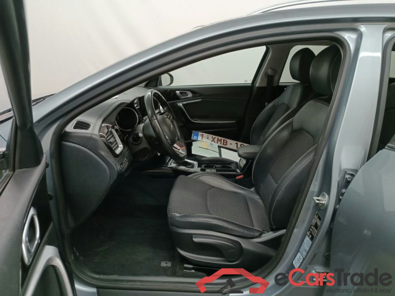 KIA cee'd Sportswagon More 1.6 CRDi 115 DCT ISG 5d #3