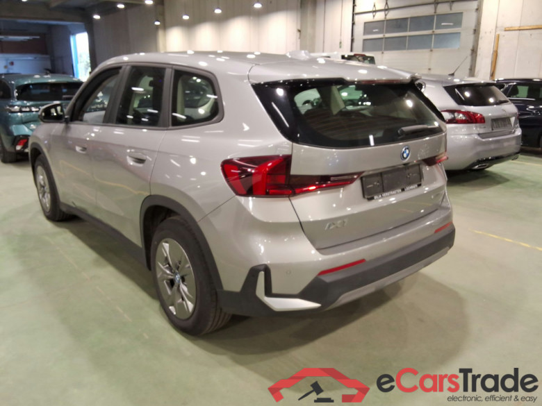 BMW IX1 BEV 67KWH EDRIVE20 (150KW) AUTO #2