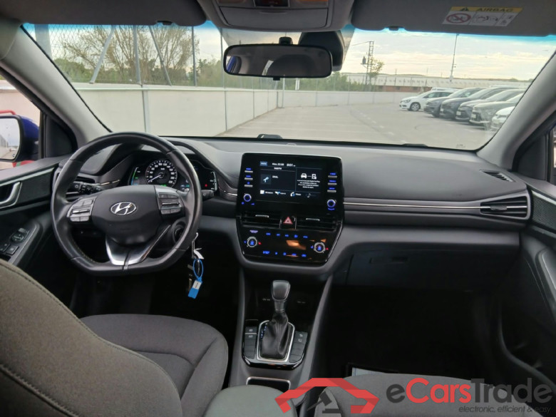 HYUNDAI IONIQ / 2019 / 5P / berlina con portón 1.6 GDI HEV Klass DCT #3