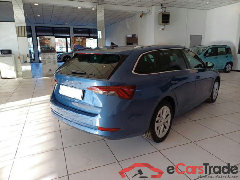 SKODA OCTAVIA WAGON / 2020 / 5P / STATION WAGON 2.0 TDI EVO 110KW STYLE DSG #2