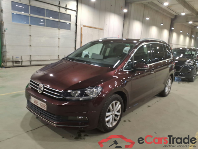 VOLKSWAGEN TOURAN DIESEL - 2015 1.6 TDi SCR Highline DSG (EU6.2) STOCK