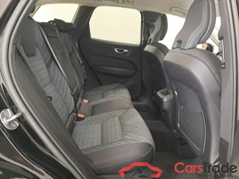 VOLVO XC60 2.0 B4 D MHEV CORE AUTO #6