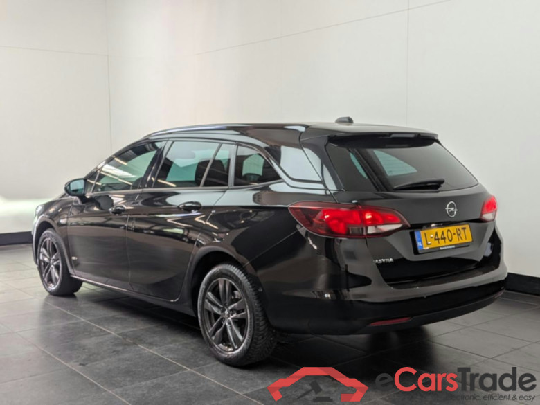 OPEL ASTRA SPORTS TOURER 1.2 Design & Tech #4