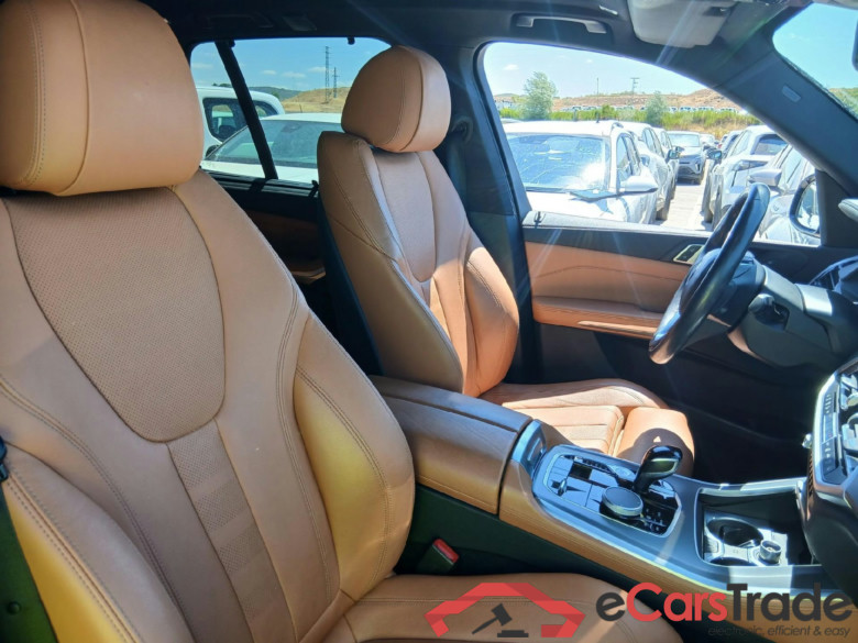 BMW X5 / 2018 / 5P / todoterreno xDrive30d #6