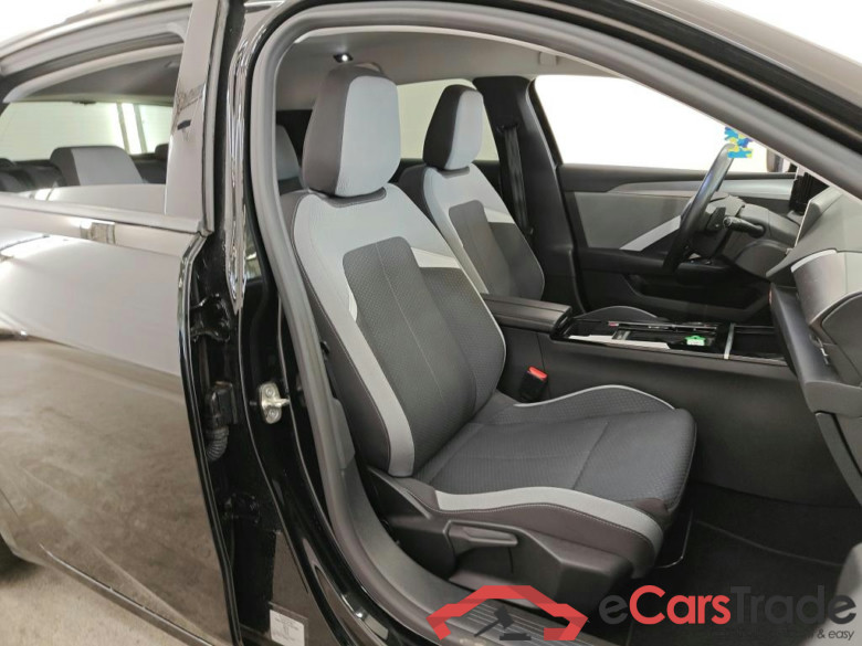 Opel Astra 5-deurs 1.6 turbo PHEV 133kW AT Bus Edition 5d #3