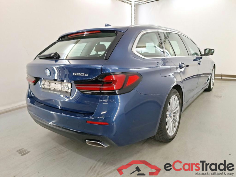 BMW 5 SERIES TOURING 2.0 520E TOURING AUTO #4