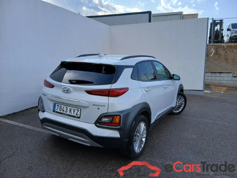 HYUNDAI Kona / 2017 / 5P / todoterreno KONA TGDI 1.0 120CV 4X2 TECNO RED #2