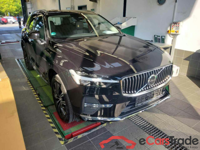 Volvo XC60 (03.2017->) DE - SUV5 B5 (Benzin) 2WD EU6d, Inscription Mild-Hybrid, (Facelift) 2021 - 2022 #2