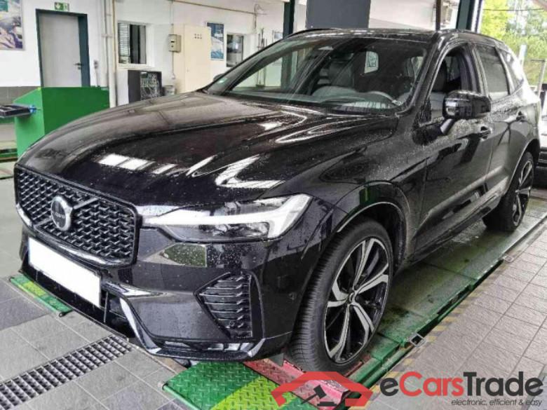 Volvo XC60 (03.2017->) DE - SUV5 B5 (Benzin) AWD EU6d, Ultimate Dark Mild-Hybrid, (Facelift) 2022 - 202 #1