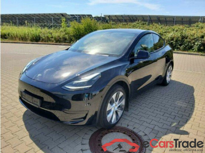 Tesla Model Y -DE - SUV5, Basis RWD, 2022 - 2023 #1