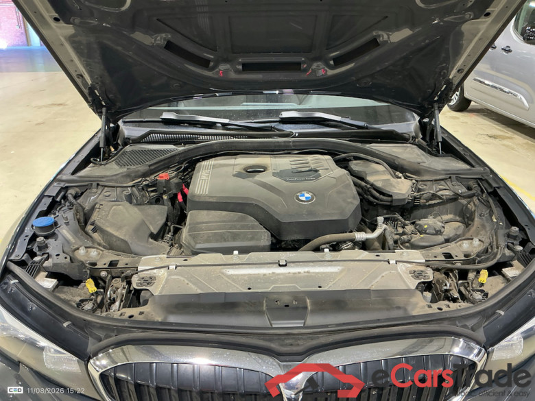 BMW 3 TOURING - 2019 318iA OPF #6