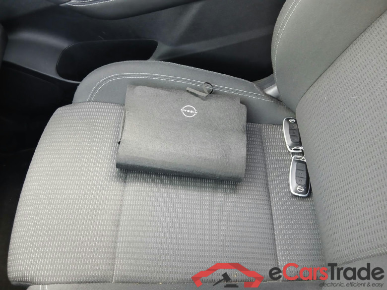 NISSAN QASHQAI / 2024 / 5P / todoterreno DIG-T 116kW (158CV) mHEV CVT Acenta #5