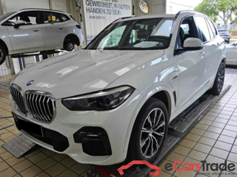 Baureihe X5 xDrive 45 e M Sport 3.0 290KW AT8 E6d