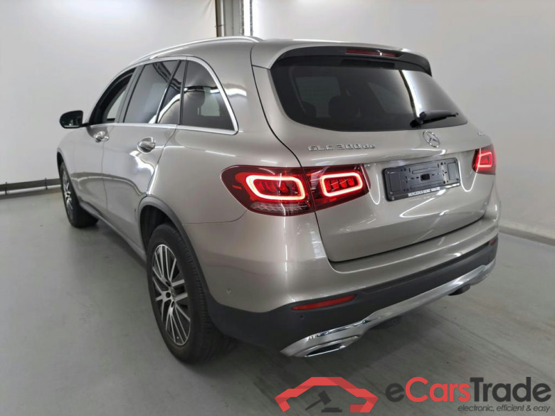 MERCEDES-BENZ GLC 2.0 GLC 300 DE PHEV 4MATIC 4WD BUS SOL #3