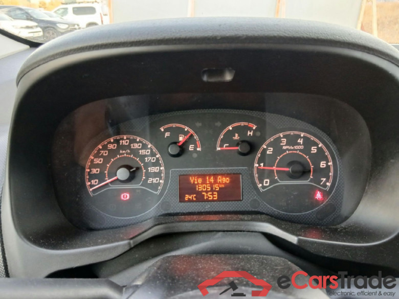 FIAT Fiorino / 2016 / 3P / furgón derivado de turismo Cargo Base N1 1.3 MJet 70 kW (95 CV) #4