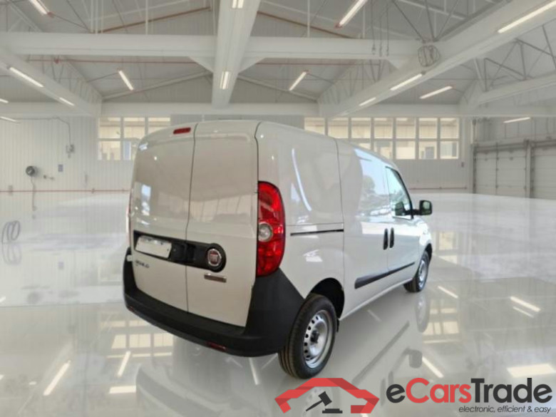 FIAT DOBLÒ CARGO / 2014 / 4P / VETT. FURGONATA CH1 BUSINESS 1.6 MJET 105CV E6D-F SeS #2