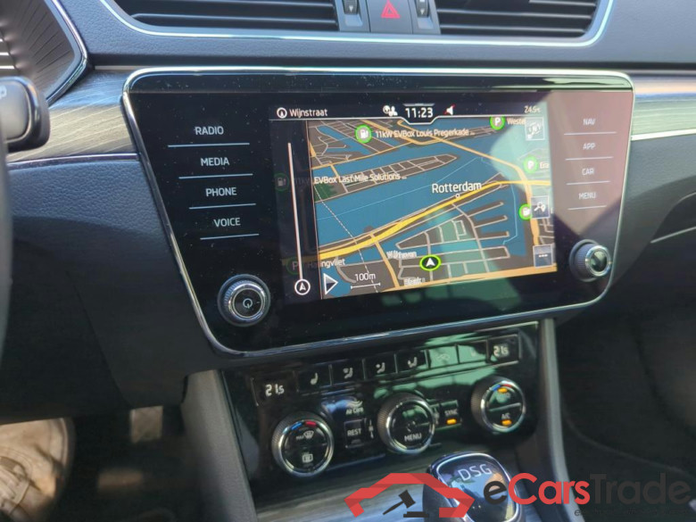 SKODA Superb Combi 110 kW #2